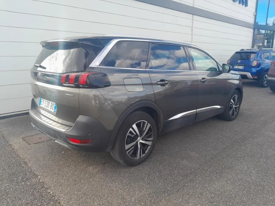 Peugeot 5008 2.0 BlueHDi 150 GT LINE 7PL Image 2